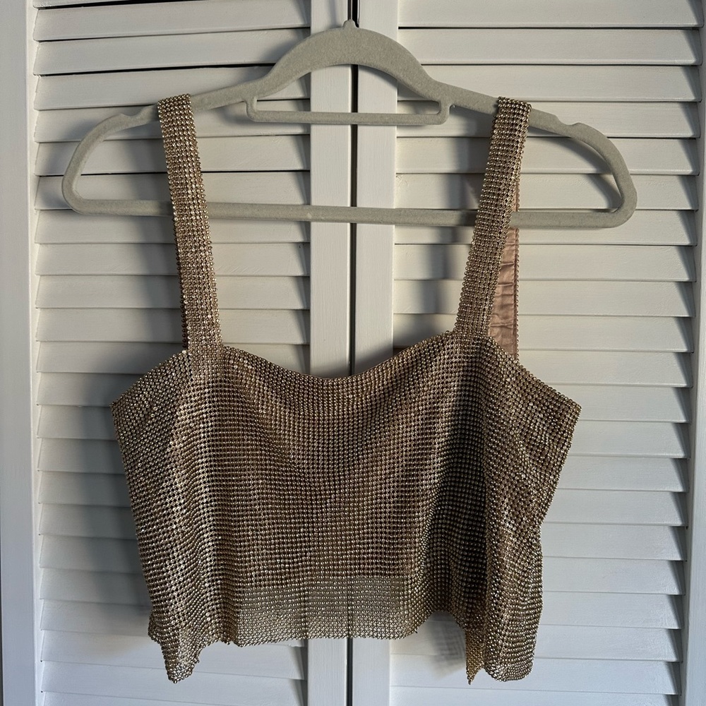 SNDYS AUDRINA TOP IN GOLD